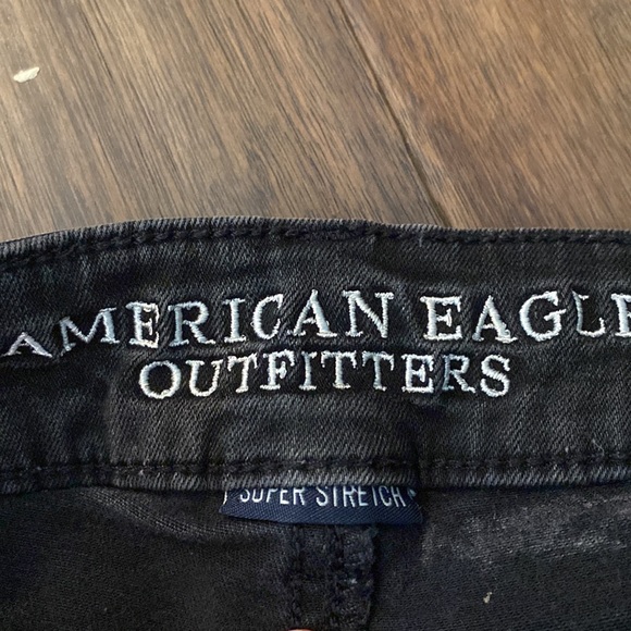 popular jean shorts - Picture 3 of 3